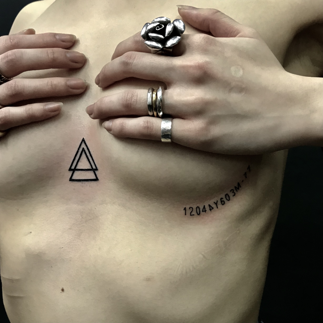 三角形と文字 -triangle・letter- タトゥー