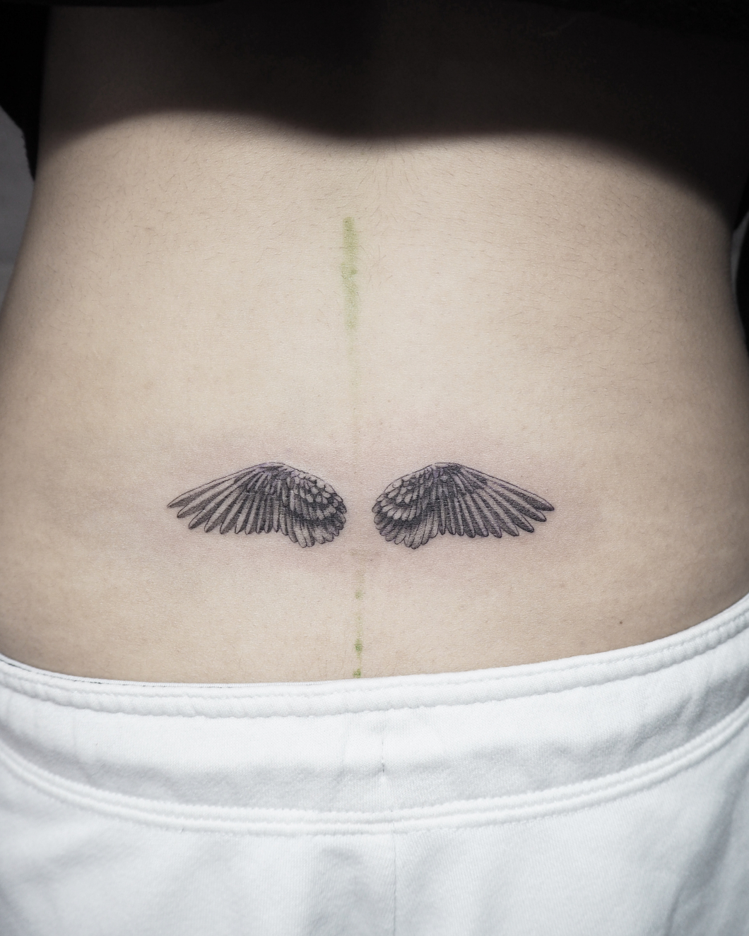 羽　wing tattoo