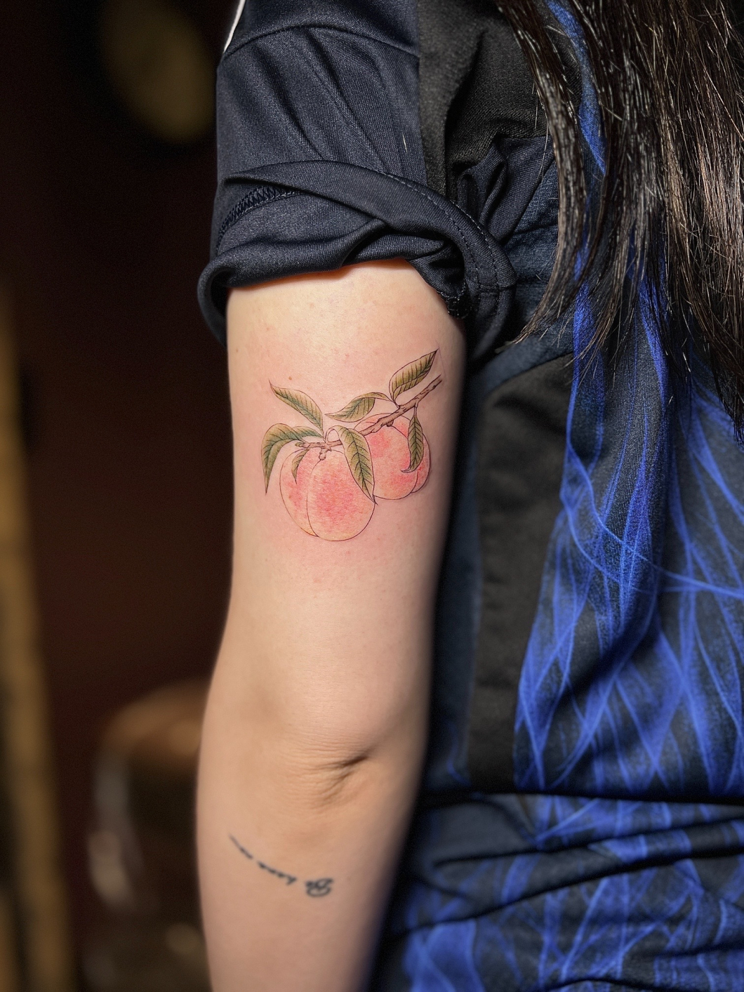 peach tattoo