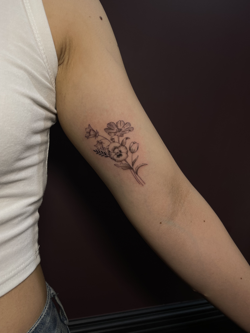 pansy×tulip×gentian×cosmos