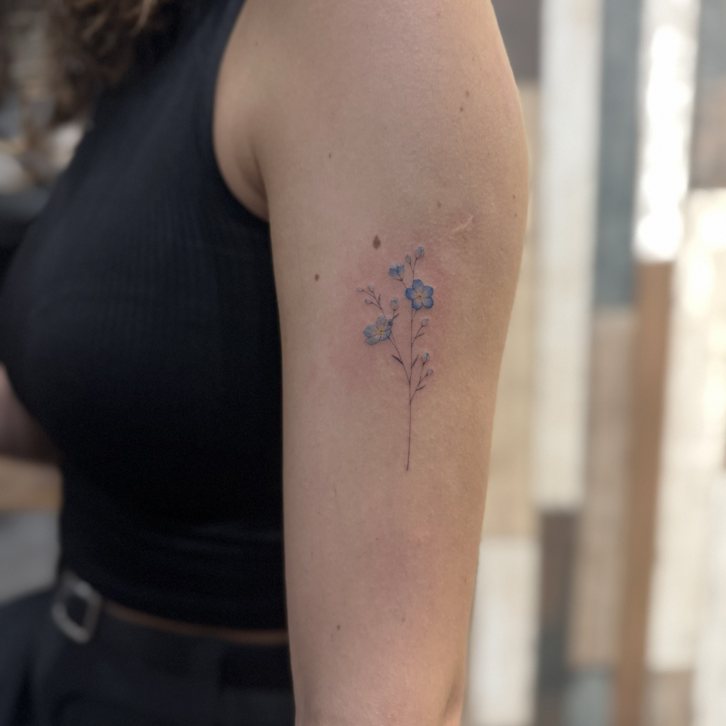 勿忘草　flower tattoo